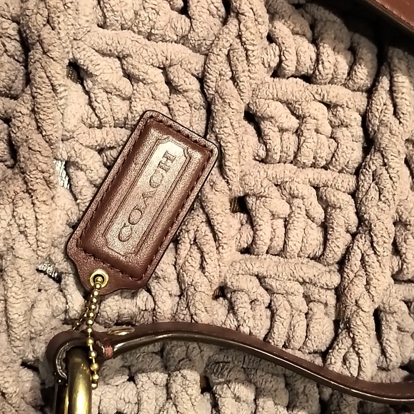 Coach Satchel in supersoft leather - Picture 3 of 10